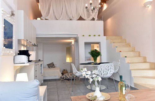 Mykonos Apartment | AMAZING STUDIO IN THE TOWN OF MYKONOS