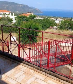 Chalcis House | AMAZING VIEW IN ANTHIDONA