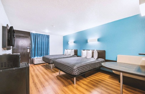 Beeville Hotel | Americas Best Value Inn Beeville