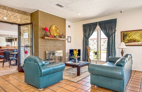 Paris Hotel | Americas Best Value Inn Paris