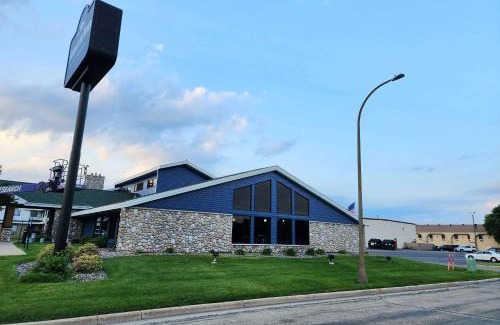 Austin Hotel | AmericInn by Wyndham Austin