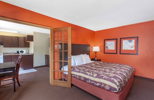 Ham Lake Hotel | AmericInn by Wyndham Ham Lake