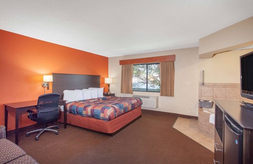 Ham Lake Hotel | AmericInn by Wyndham Ham Lake