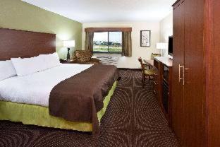 Osage Hotel | AmericInn by Wyndham Osage