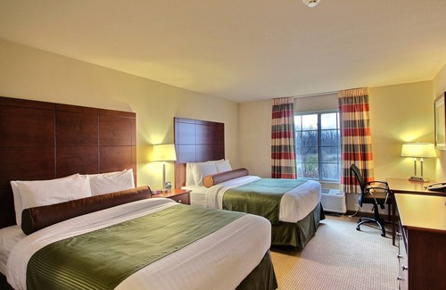 Oshkosh Hotel | AmericInn by Wyndham Oshkosh