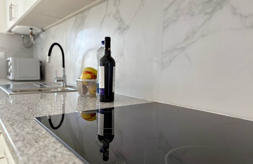 Nossa Senhora do Populo Apartment | Amethyst House