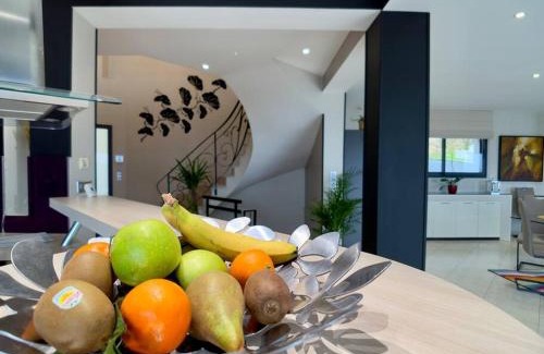 Amfreville-la-Mi-Voie Apartment | Amfreville la Mivoie - Villa Belle vue - Piscine