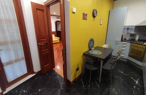 Quartiere XVII Trieste Apartment | AmoR Apartment downtown area near metro B Libia