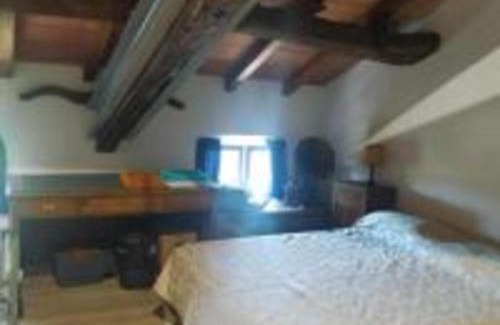 Montecchio Emilia House | Ampia stanza nelle campagne parmensi