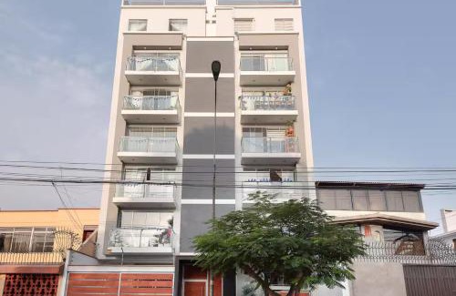 La Victoria Apartment | Amplio y Familiar 3BR de 3 pisos. Smart Home