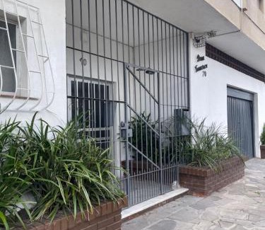 Simoes Lopes Apartment | Amplo apartamento com estacionamento