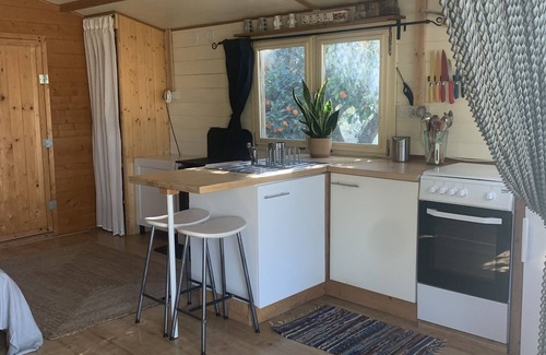 Tivenys Cabin | An off-grid cabin for two, with views of the Els Ports Mountain range