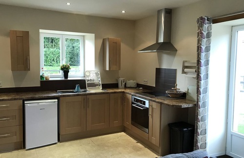 Plonevez-du-Faou House | Anaya Cottages - Maison Yoomee - 2 bedrooms/4 persons center Finistere