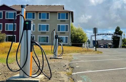 Long Beach House | Anchorage Cottages #1