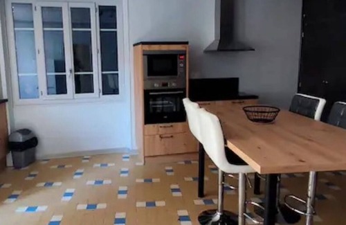 Nitry House | Ancien Corps de Ferme à 2 min de L'autoroute A6. Chez Pépère