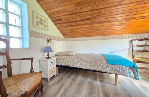 Saint-Michel-Tubœuf House | Ancien gîte de chasse, calme & nature