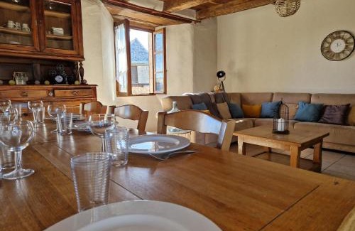 Florentin-la-Capelle House | Ancien Presbytère, gîte familial