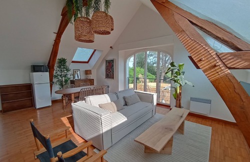 Vou House | Ancien Studio D'artiste à la Campagne