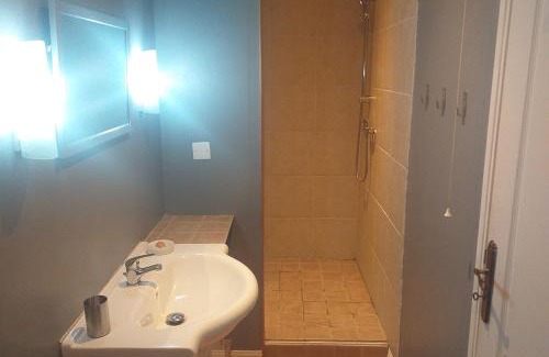 Cazaux-Villecomtal Bed & Breakfast | Ancienne Ecole