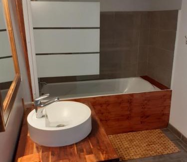 Gouillons House | ancienne maison des templiers