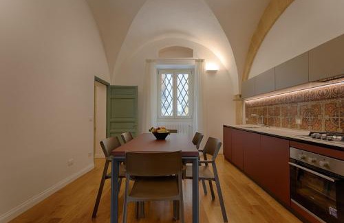 Marsala Apartment | Ancient Arches - Charming House in Marsala