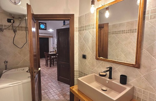 Castro House | Ancient Pajara