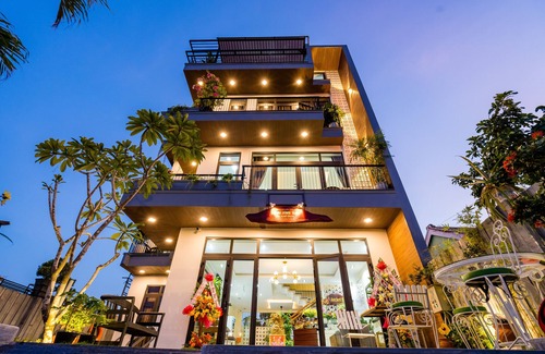 Cam Ha Villa | Ancient River Villa with outdoor swimming pool