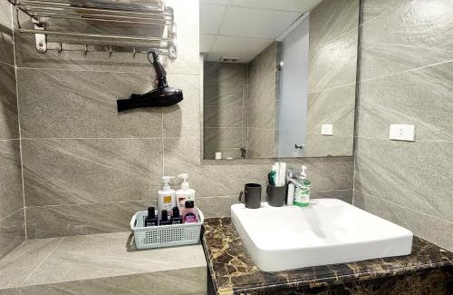 Ngoc Khanh Apartment | Ancu Residences near Ngoc Khanh Lake