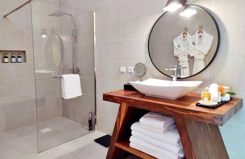 Madirokely Hotel | Andriana Resort & Spa