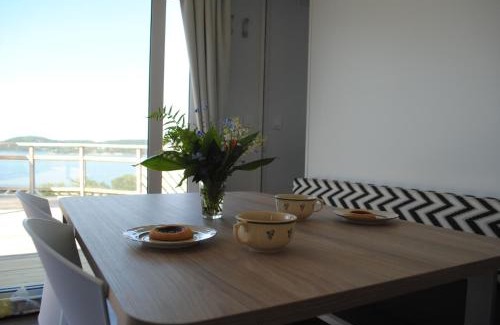 Ljungskile House | Anfasteröd Gårdsvik - Örnnästet