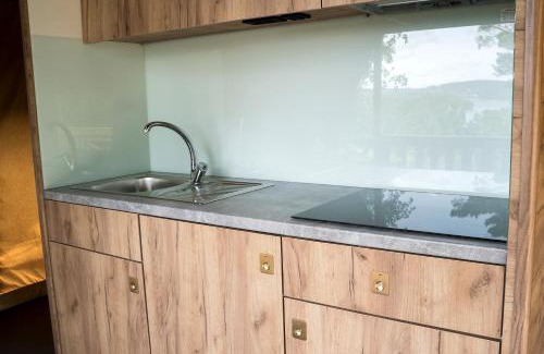 Ljungskile Other | Anfasteröd Gårdsvik - Tälten