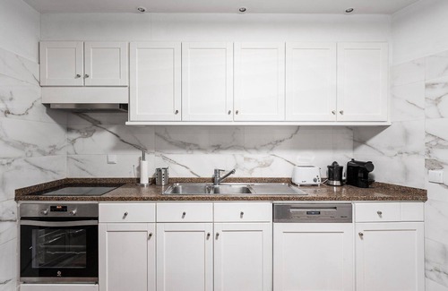 Angeiras Apartment | Angeiras Beach House - C3