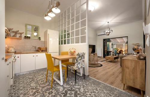 Petriti House | Angel luxury villa