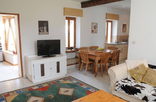 Cussay House | Angel's Arch - Charming House in Stunning Surroundings, Les Arches de Muschamp