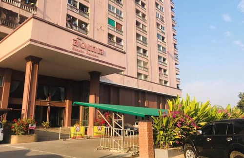 Nong Pa Khrang Apartment | Angket Pavillion by Inwiang Valley