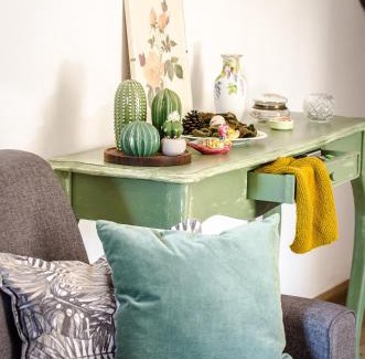 Calozzo Apartment | AnMa Cottages The Secret Garden