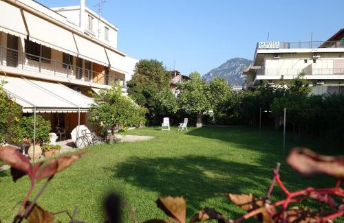 Kamena Vourla Apartment | Anna's Studios