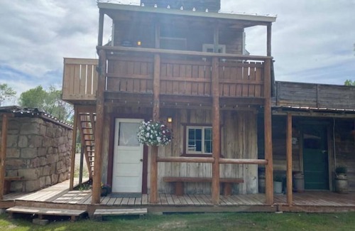 Idaho Falls Apartment | Annie's Attic At Mountain River Ranch