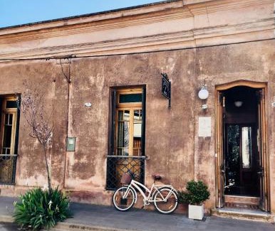 San Antonio de Areco Hotel | Antigua Casona Bed & Breakfast