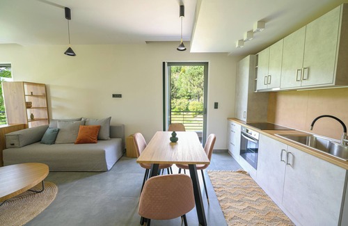 Archea Pissa Villa | Antinea Olympian Villa North studio