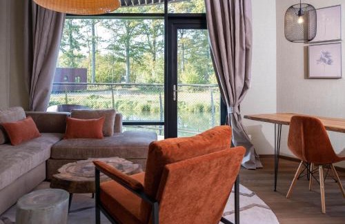 Maubray House | Antoing Stylish Retreat