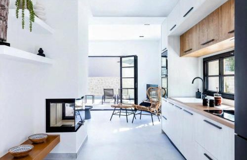 Agios Stefanos Villa | Antonis House