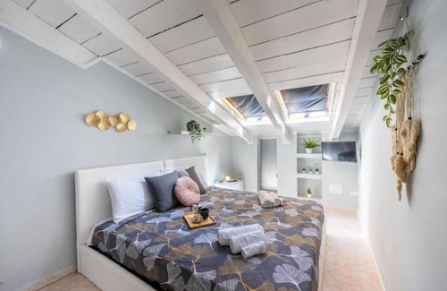 Affori House | "Anturio" 15 min from the Duomo with parking