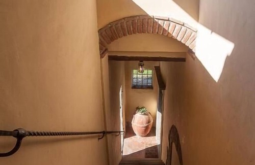 Sesto Fiorentino Apartment | Apartment with pool in the countryside 20 minutes from Florence