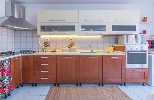 Costa Saracena-Castelluccio Apartment | Apartment 'Reysol Home' with Mountain View, Shared Pool & Wi-Fi