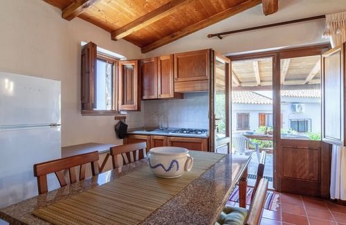 Paduledda Apartment | Apartment 'Rustico' with Sea View, Private Terrace and Air Conditioning