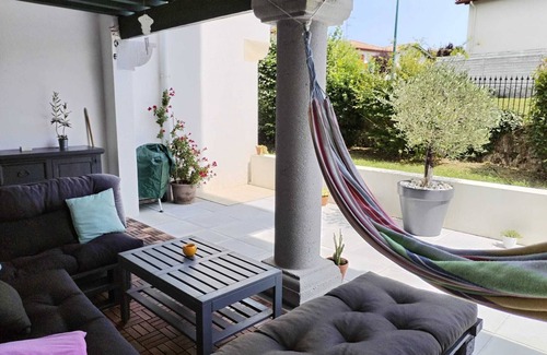 Behobie Apartment | Apart. 3 rooms, 30 m2 terrace, 1.5 km from Saint Jean de Luz, close to everything!