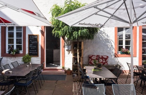 Landau in der Pfalz Apartment | Apart Hotel Heiligenthaler Hof - Standard double room with kitchenette