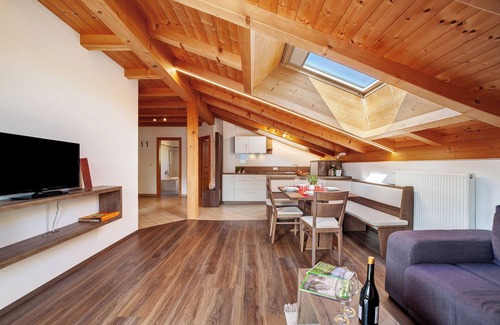 Ultimo Apartment | Apartment 'Zeppenhof' with Mountain View, Private Terrace and Wi-Fi