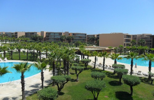 Salgados Apartment | Apart. Luxury T2, inserted in Salgados Resort with 7 swimming pools and beach 5 m